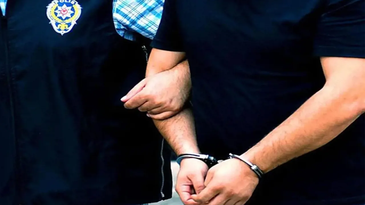 Antalya'da Çeşitli Suçlardan Aranan 356 Şüpheli Tutuklandı