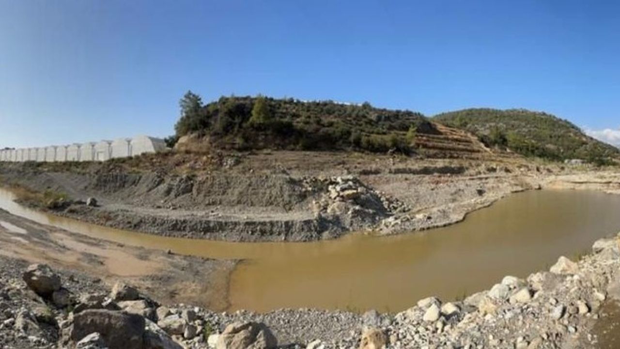 Gazipaşa'da Kaçak Kum Çıkaran Firmaya Rekor Ceza!