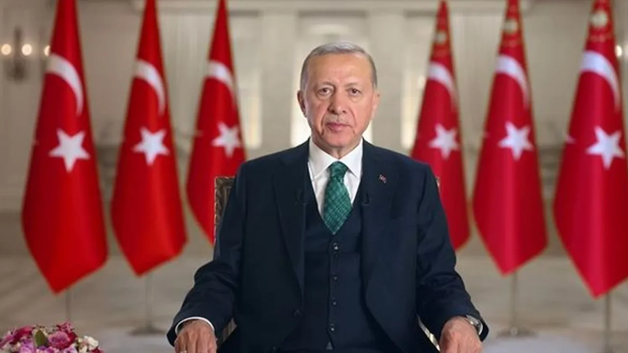 Cumhurbaşkanı Erdoğan Sinyali Verdi! ‘’50+1 Değişmeli En Çok Oy Alan Kazanmalı’’
