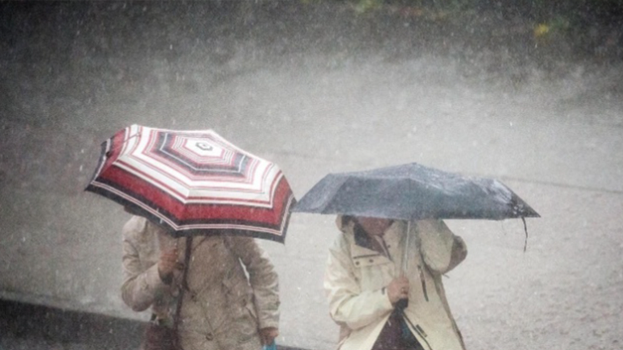 Antalya ve Alanya'ya Kuvvetli Yağmur Uyarısı