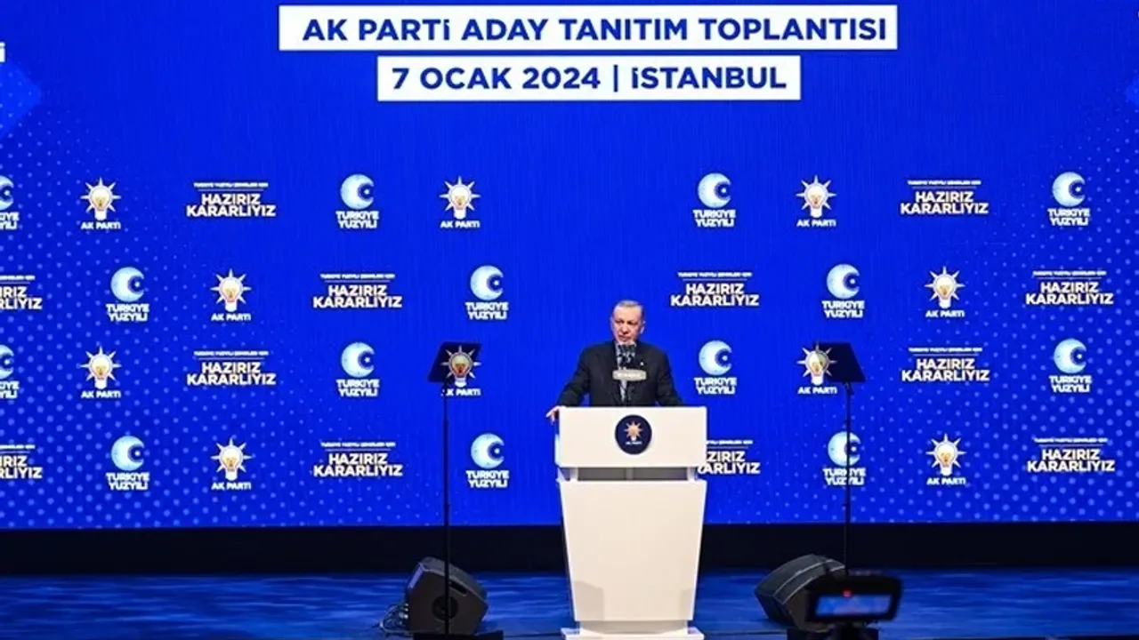 AK Parti’de Antalya Belirsizliği Sürüyor! Aday Kim Olacak?