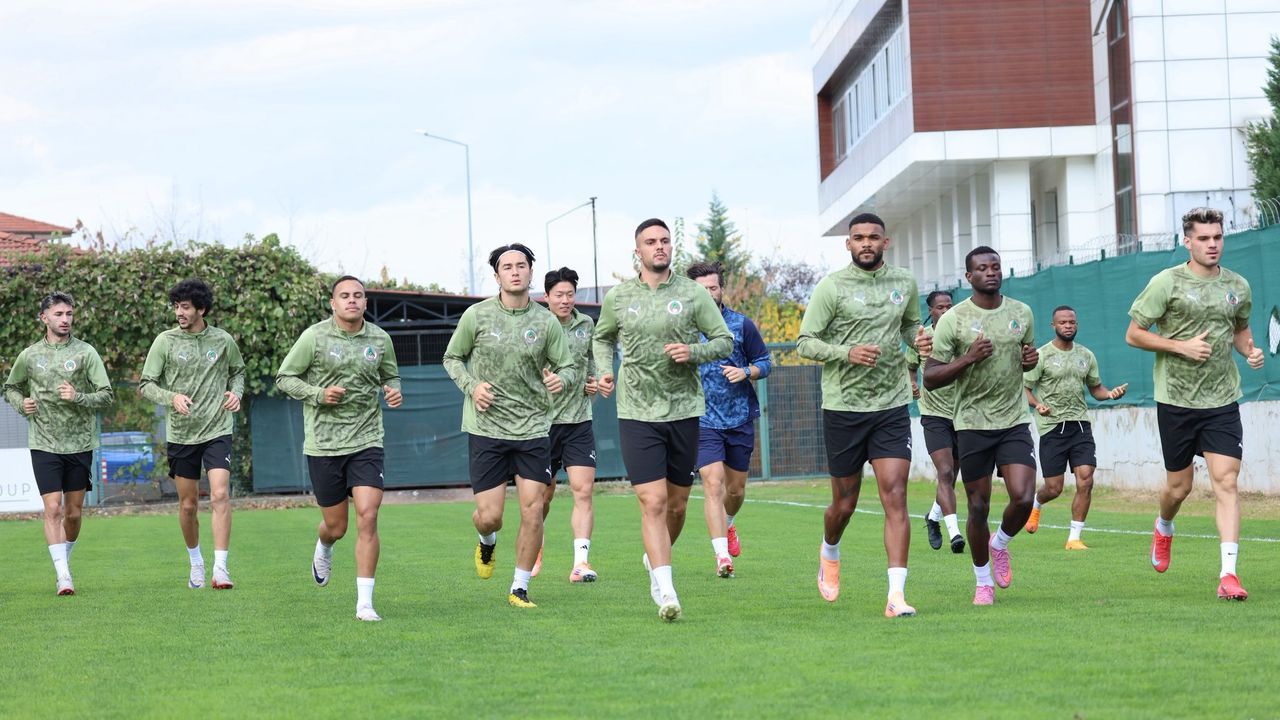 Göztepe Maçıyla Moral Bulan Alanyaspor'un Yeni Hedefi Kocaelispor