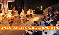 Alanya'da tiyatro sezonu açıldı