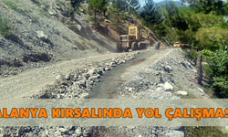 Alanya kırsalında yol mesaisi