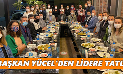 Başkan Yücel’den lidere tatlı