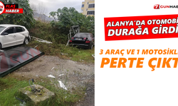 Alanya’da otomobil durağa girdi! 3 araç ve 1 motosiklet perte çıktı
