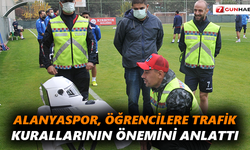 Alanyaspor, öğrencilere trafik kurallarının önemini anlattı