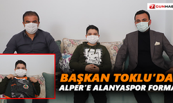 Başkan Toklu’dan Alper’e Alanyaspor forması