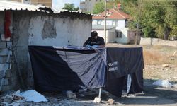 Antalya'da Boş Arazide Erkek Cesedi Bulundu