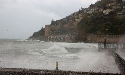 Alanya’ya Yağış ve Fırtına Uyarısı!