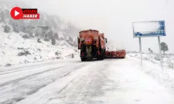 Antalya Konya Karayolu Kar Sebebiyle Kapanan Yol Tırların Geçişine Açıldı
