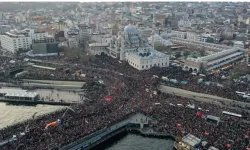 İstanbul’da Tarihi Kalabalık! 10 Binlerce Kişi Yürüyüş Yaptı
