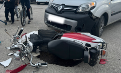 Alanya’da Otoparkta Motosikletle Çarpıştı! Sürücü Hafif Yaralandı