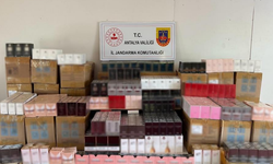 Alanya’da Başarılı Çalışma! Milyonlarca Liralık Kaçak Parfüm Yakalandı