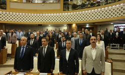 Başkan Özçelik Büyükşehir Belediye Meclisi Toplantısına Katıldı