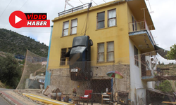 Alanya’da Duvarda Asılı Cezalı Otomobile Teklif Yağıyor