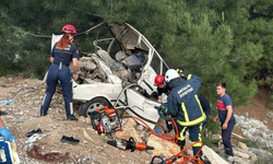Antalya Yolunda Uçuruma Yuvarlandı! 1 Ölü 3 Kişi Yaralı