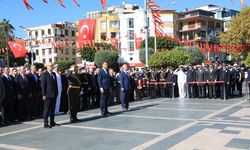 Cumhuriyet Bayramı'nda Alanya’da 101. Yıl Coşkusu! Çelenkler Atatürk Anıtı’nda Buluştu