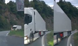Artvin’de Kıl Payı Kurtuluş: Tırın Hatalı Sollaması Paniğe Sebep Oldu