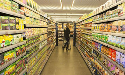 Alanya'da Zincir Markette Hırsızlık Yapan Küçük Yaştaki Çocuk Yakalandı