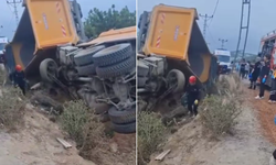 Alanya'da Feci Kaza: İki Kamyon Çarpıştı, Sürücüler Araçta Sıkıştı
