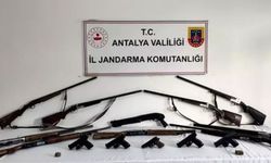Alanya'da Ruhsatsız Silah Barındıran 5 Farklı Adrese Eş Zamanlı Baskın Yapıldı