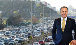Bakan Yerlikaya Yeni Dönemi İlan Etti: Trafikte Cezalar Artıyor, Ehliyetlere El Konulacak