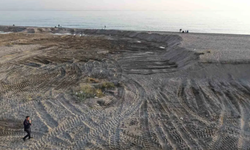 Antalya Sahillerinde Hırsızlık Alarmı: Giriş-Çıkış Fotokapanla İzleniyor