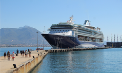 Dev Kruvaziyer ''Marella Discovery 2 '' Alanya Limanına Demir Attı