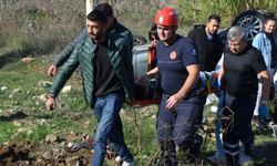 Serik’te Korkutan Kaza: Otomobil Şarampole Yuvarlandı, 3 Kişi Yaralandı!