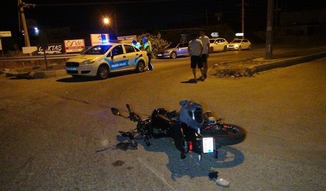 Manavgat'ta Trafik Kazası! Araba İle Motorsiklet Çarpıştı
