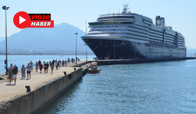 Sezonun İkinci Kruvaziyeri Alanya’ya Demir Attı