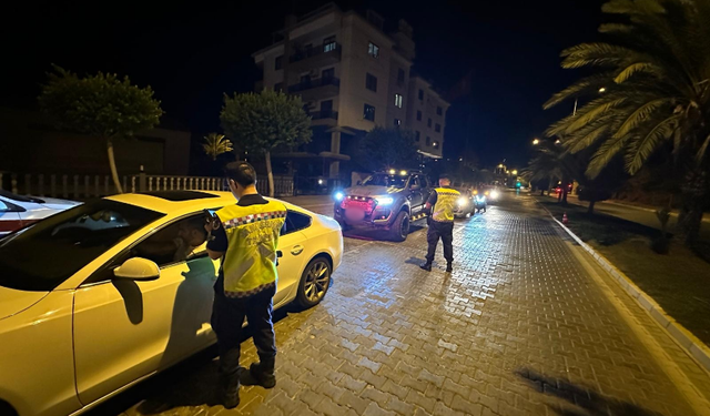 Alanya Trafiğinde Denetimsiz Gün Geçmiyor! 41 Araç Trafikten Men Edildi