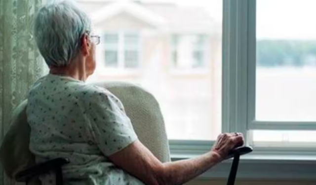 Türkiye’de Yaşlıların Yalnızlığı Araştırma Sonuçları Açıklandı! Her 10 Yaşlıdan 7’si Yalnız Hissediyor!