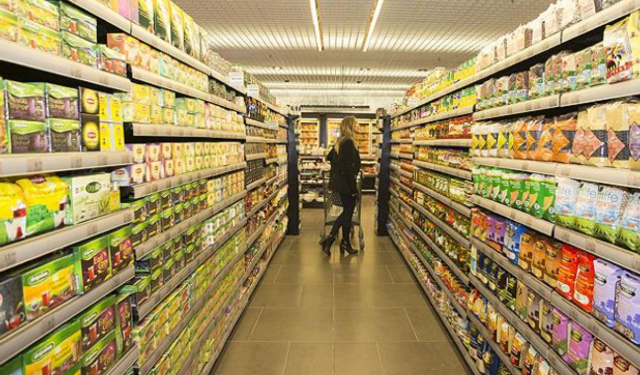 Alanya'da Zincir Markette Hırsızlık Yapan Küçük Yaştaki Çocuk Yakalandı