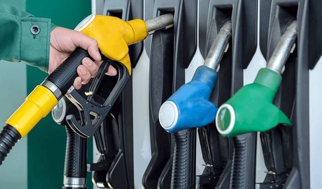 ABD'nin Yaptırım Kararı Sonrası Motorine Zam Geliyor