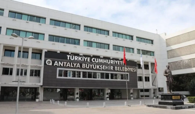 Antalya Büyükşehir Belediyesi'ne Yeni Rüşvet Operasyonu Düzenlendi