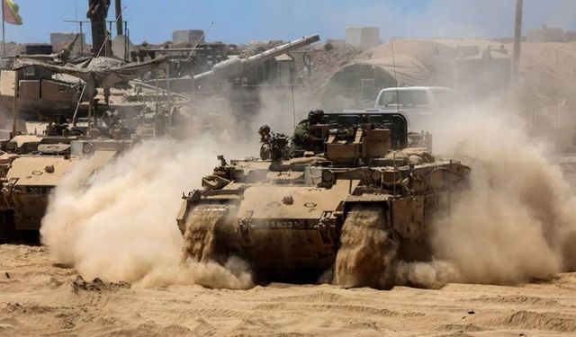 Dün Yapılan Ateşkes Anlaşmasının Ardından İsrail Ordusu Gazze'den Çekilmeye Başladı