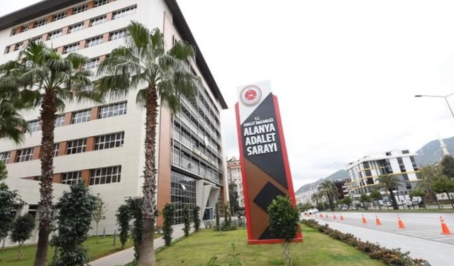 Alanya'da Otel Mutfağından Et Çalan Hırsız Tutuklandı