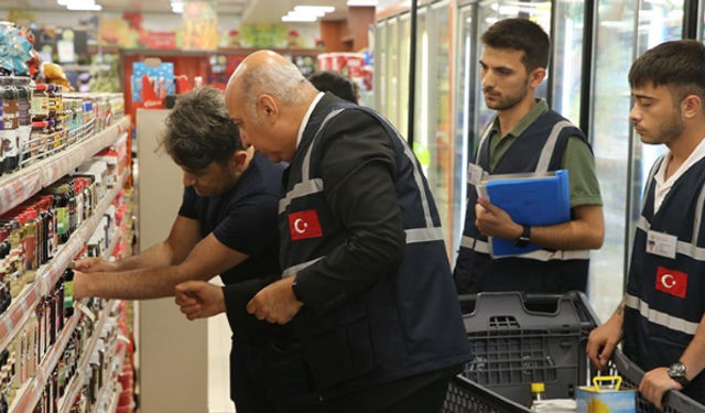 Alanya'da Sağlığı Etkileyen Ürünlere Geçit Yok