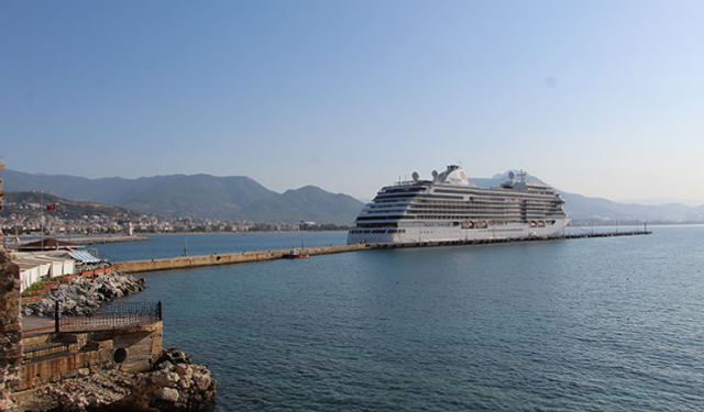 Alanya Limanı’nda Büyük Dönüş: Kruvaziyer Sayısı 10 Yılda Böyle Değişti
