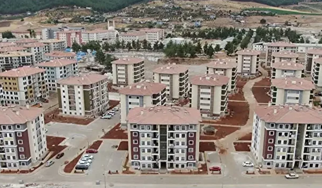 500 Bin Ev İçin Kapılar Açıldı: 936 Bin Başvuru İlk Günde Geldi