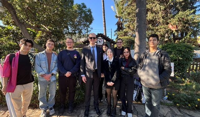 Alanya Üniversitesi Öğrencilerinden Can Dostlara Dokunan Etkinlik