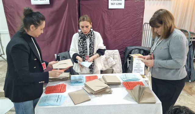 Alanya Bakkallar Odası’nda sandıklar kapandı