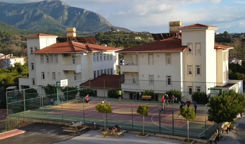 Alanya’dan İki Lise Antalya’nın En İyileri Listesinde