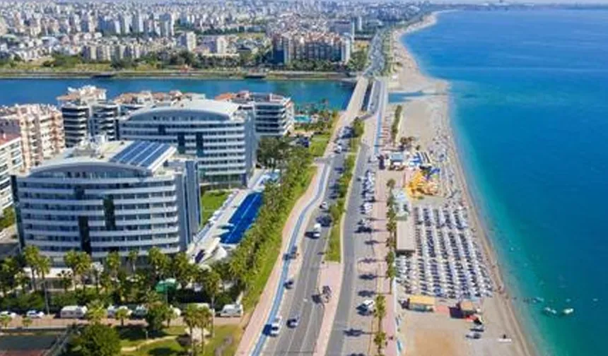 Antalya’daki Otellerde Doluluk Düşerken Gelir Arttı