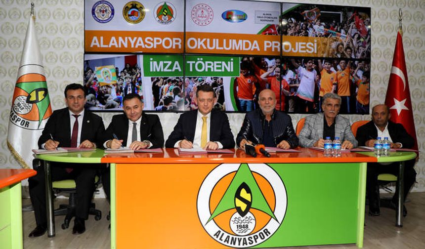 ‘Alanyasporum Okulumda’ Projesi Yeniden İmzalandı
