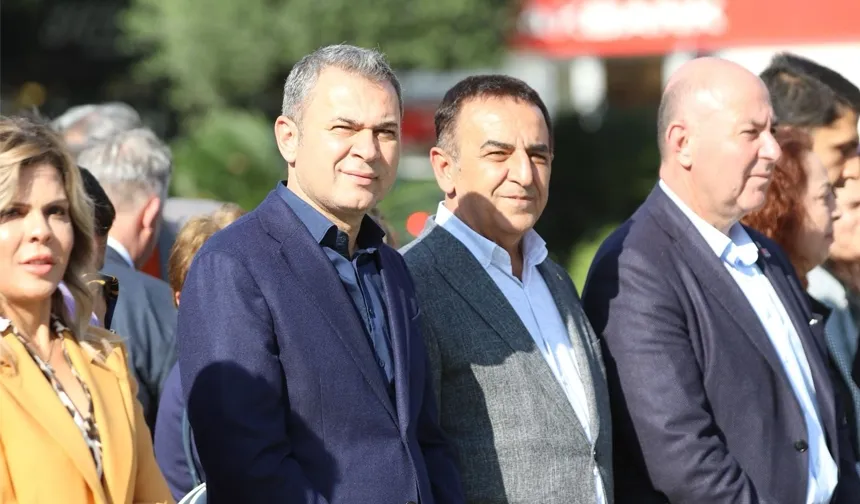 CHP ve İYİ Parti’nin Ayrılık Kararı Sonrası Alanya’da Cumhur İttifakı’ndan Samimi Pozlar