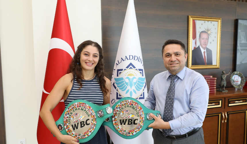 WBC Boks Şampiyonu’ndan Rektör Türkdoğan’a Ziyaret