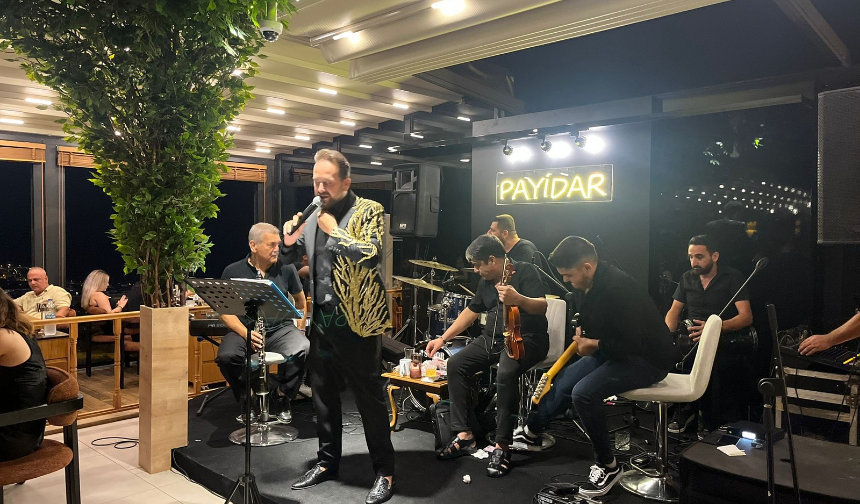 Payidar Restaurant'ta Tarkan Güvenç İle Unutulmaz Gala Gecesi!